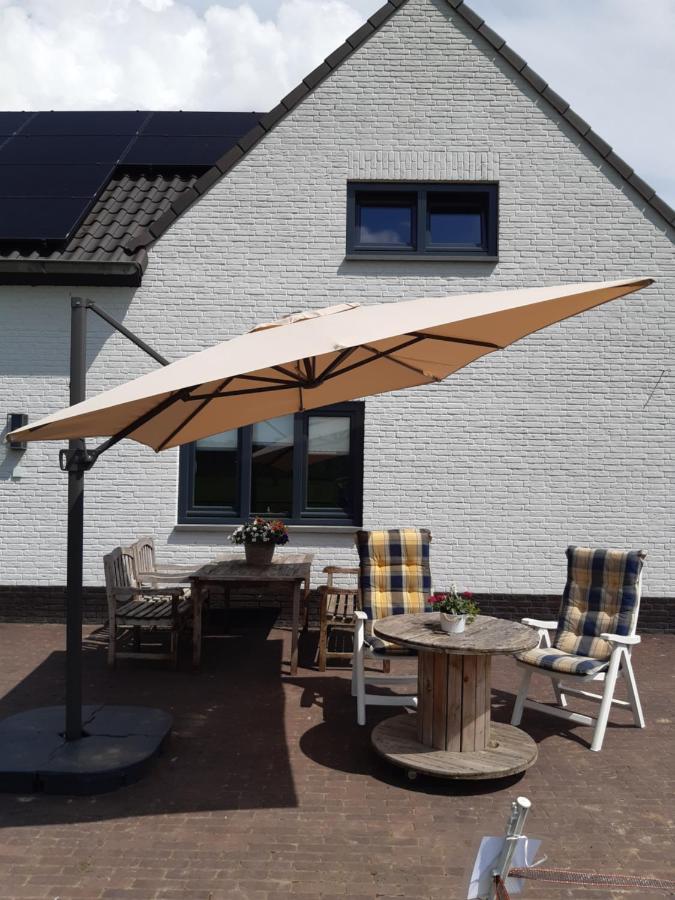 Bed and Breakfast De Weije Wereld Sint-Oedenrode Exterior foto